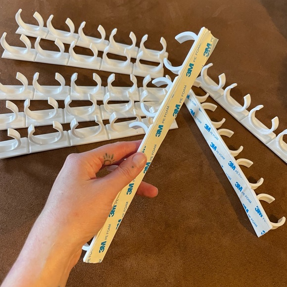 Stick-on Spice Clips (40 clips) - Picture 3 of 6